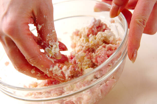 射込み厚揚げの煮物の作り方の手順2