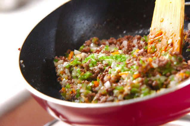 カレー揚げパンの作り方の手順2