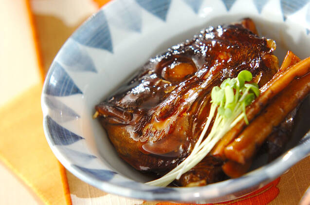 鯛とゴボウのあら炊き