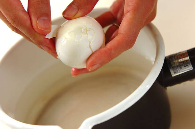 菜の花とチキンのシーザーサラダの作り方の手順1