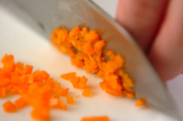 中華混ぜご飯の作り方の手順1