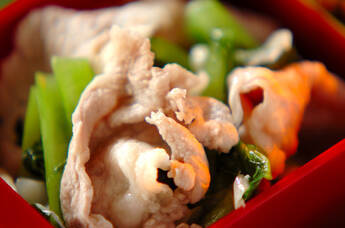 塩麹漬け豚と小松菜の炒め物