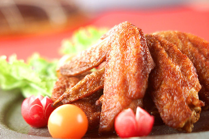 鶏手羽先の五香粉風味揚げ