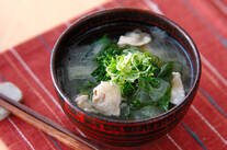 大根と豚肉のすまし汁