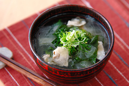 大根と豚肉のすまし汁