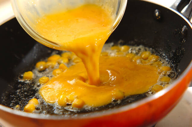 コーンのふんわり卵炒めの作り方の手順3