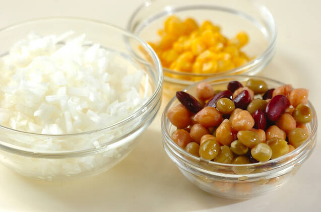 豆入りドライカレーの作り方の手順1