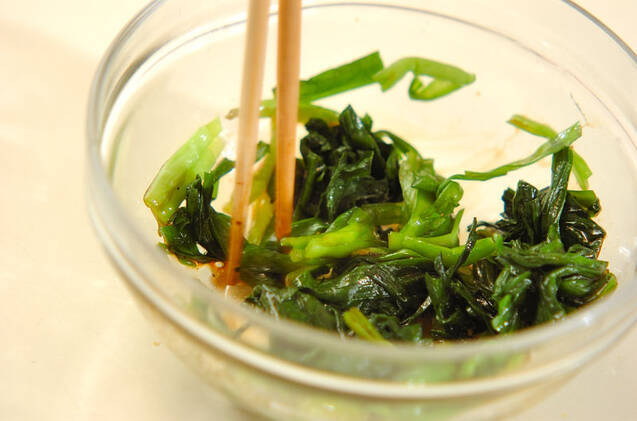 大量消費に！簡単ニラのゴマ油おひたしの作り方の手順3