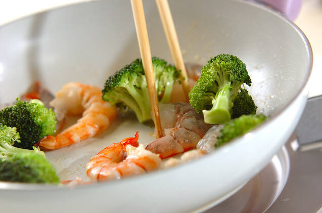 ブロッコリーとエビの中華炒めの作り方の手順2