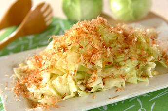 レンジキャベツのニンニクオイル和え