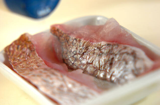 鯛のグリル塩焼きの作り方の手順1