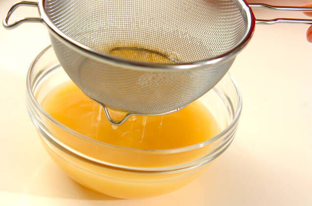 シメジ入り茶碗蒸しの作り方の手順1