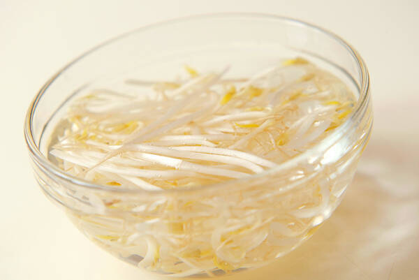 モヤシのナムルの作り方の手順1