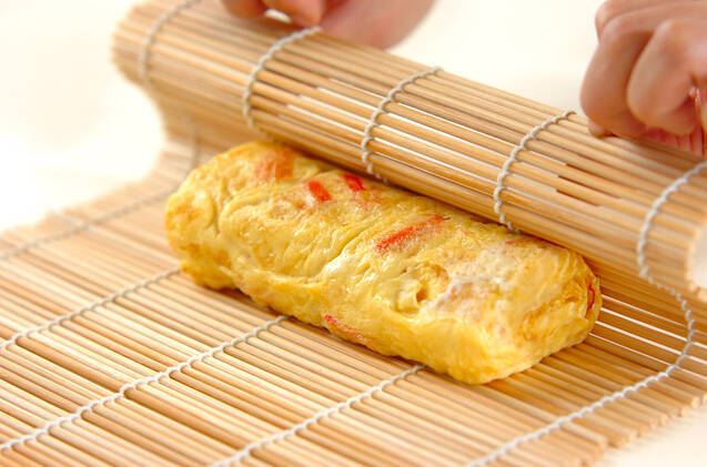 カニカマ入り卵焼きの作り方の手順4