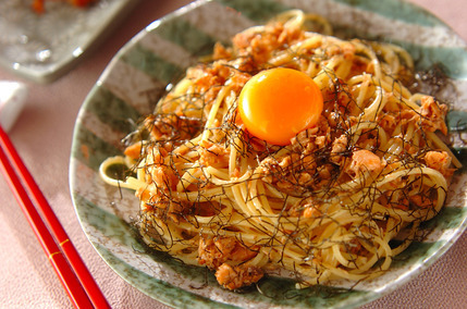 手作り鮭フレークのマヨパスタ