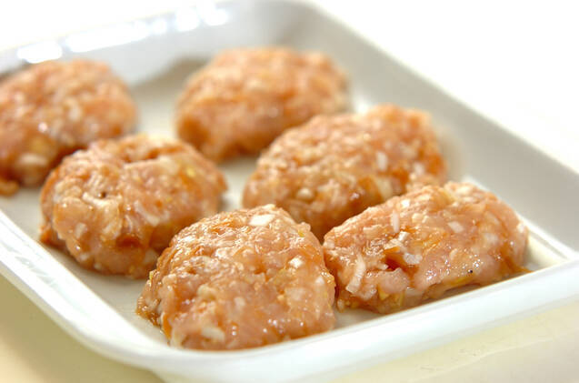 ナメタケつくねの作り方の手順1