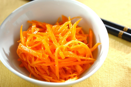 ニンジンのサラダ