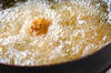 里芋のクラッカー揚げの作り方の手順6