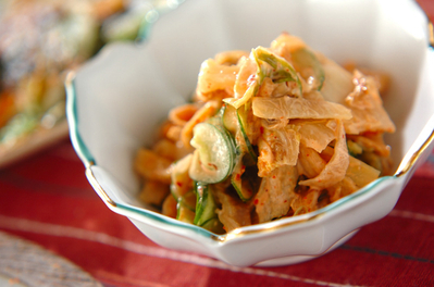 キムチとクラゲの和え物 副菜 レシピ 作り方 E レシピ 料理のプロが作る簡単レシピ