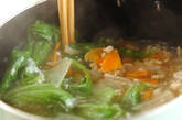 鶏ひき肉の卵白スープの作り方2