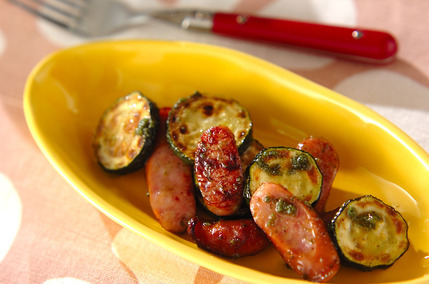 ズッキーニのバジル和え