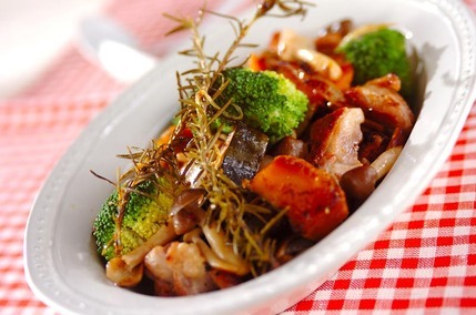 鶏肉と野菜の蒸し煮