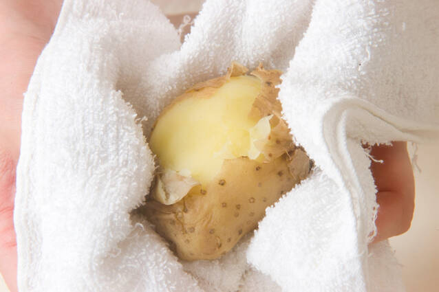 ポテトサラダ梅味の作り方の手順1