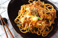 辛さで食欲増進！！スタミナ豚キムチうどん☆