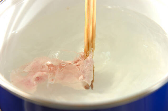 豚しゃぶキムチうどんの作り方の手順2