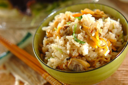 たっぷりアサリの炊き込みご飯