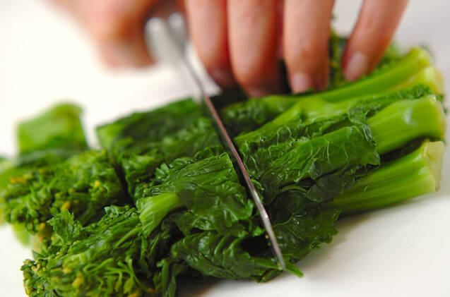 菜の花のワサビマヨ和えの作り方の手順1