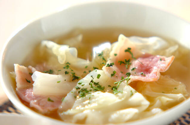 たっぷりキャベツのスープ