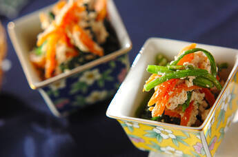 ニンジンとホウレン草のクルミ和え