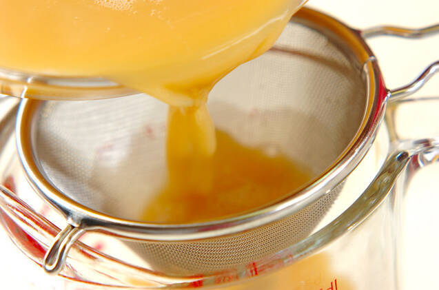 プロ直伝の茶碗蒸し なめらかに仕上げる by杉本 亜希子さんの作り方の手順5