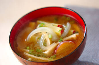 サツマイモのみそ汁