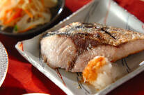 ハマチのグリル焼き