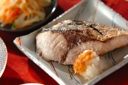 ハマチのグリル焼き