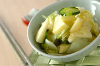 リンゴと白菜のサラダ