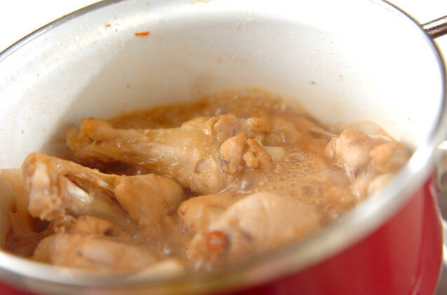 手羽元とレンコンのこっくり煮の作り方の手順5