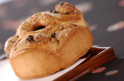 黒豆きな粉ブレッド