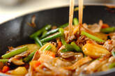 豚肉とニンニクの芽のオイスター炒めの作り方7