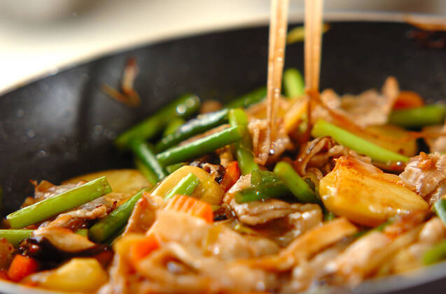 豚肉とニンニクの芽のオイスター炒めの作り方の手順7