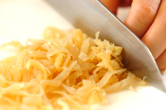 クラゲのピーナッツ和えの作り方の手順1