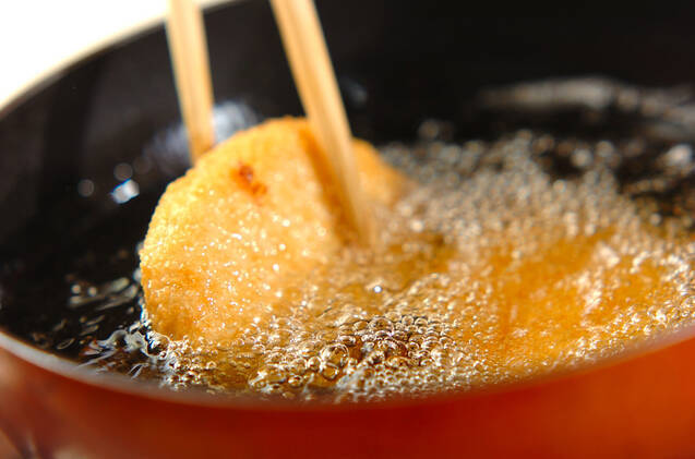 コロッケの卵とじ丼の作り方の手順4