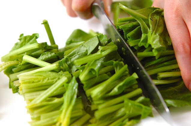 青菜の炒め物の作り方の手順1