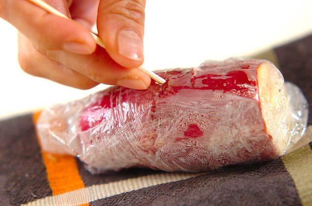 サツマイモと小豆のカナッペの作り方の手順1