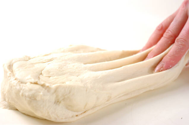 簡単ピザ生地 おうちで作る毎日食べたい味の作り方の手順3