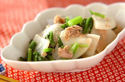 蒸しカブのからし和え