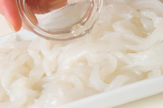 イカウニスパゲティの作り方の手順1