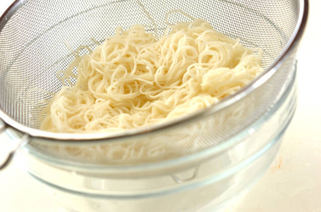 豚しゃぶキムチ素麺の作り方の手順3